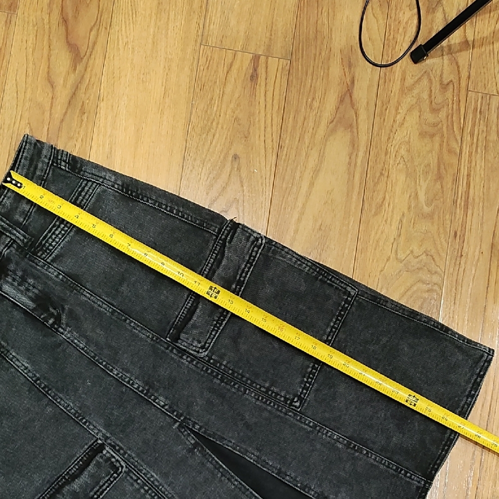 Sincerely Jules Washed Black Denim Midi Skirt with Cargo Pockets - Picture 5 of 6
